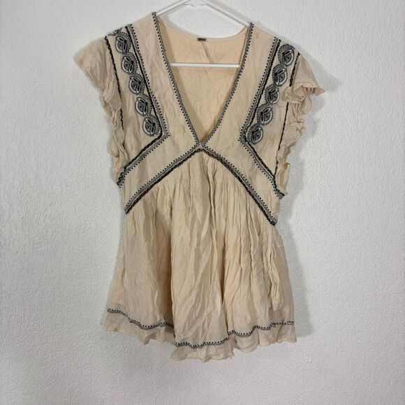 Free People Cream with Black Embroidery V Neck Blouse Top Size XS - Picture 1 of 10
